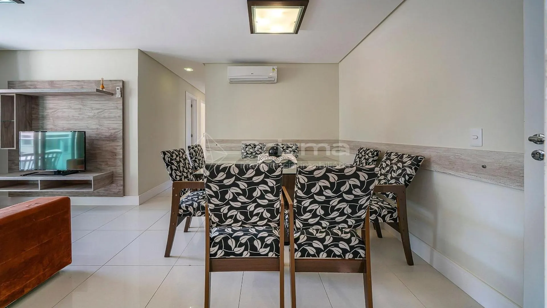 Porto Fino 204 - Aconchegante Apartamento Com 03 Quartos Com Otima Localizacao Bombinhas